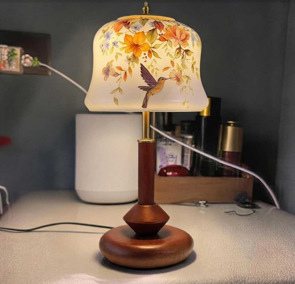 Botanical Bird-Pattern Table Lamp — product view 2