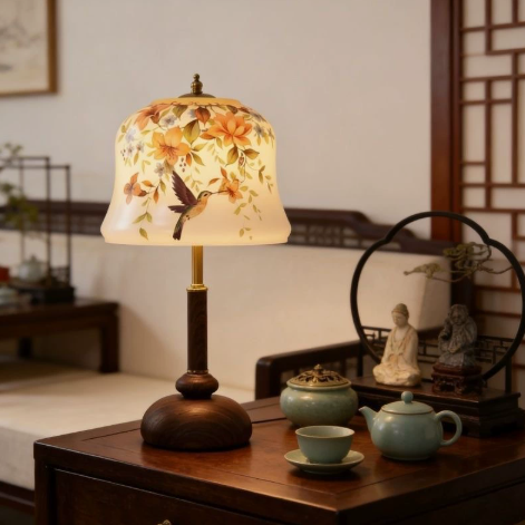 Botanical Bird-Pattern Table Lamp — product view 1