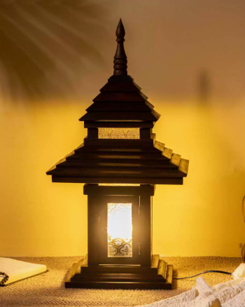 Pagoda-Style Lantern Table Lamp — product view 1