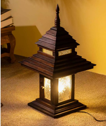Pagoda-Style Lantern Table Lamp — product view 2